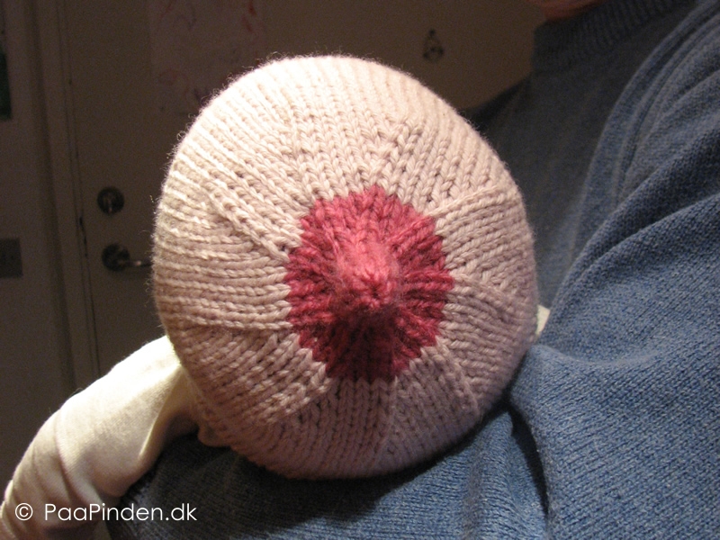 Lidt brystfikseret - Pathatten/brysthuen - 01 Thumbnail