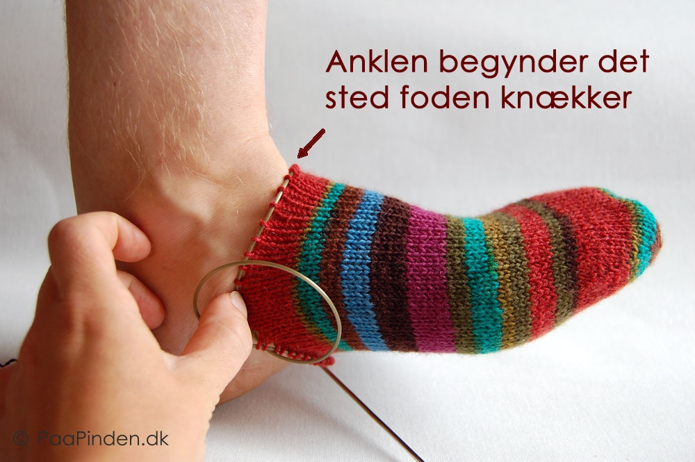 Sok fra tåen op med kilehæl - anklen Thumbnail