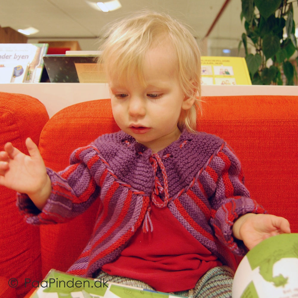 VENDBAR - en cardigan eller to - 06 Thumbnail